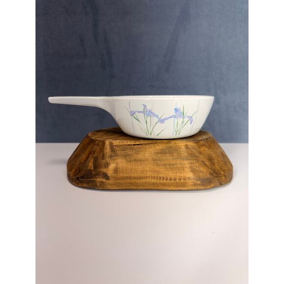 Corning Ware Other - Corning Ware Shadow Iris Pattern Sauce Pane .5 liter M#S-81-B